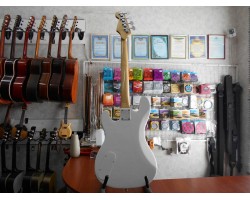 (6035) Бас Гитара Музима (Musima) White Style-foto8