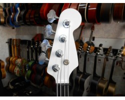 (6035) Бас Гитара Музима (Musima) White Style-foto6